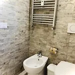 Monti Hideaway - Walk To Colosseum & Forum