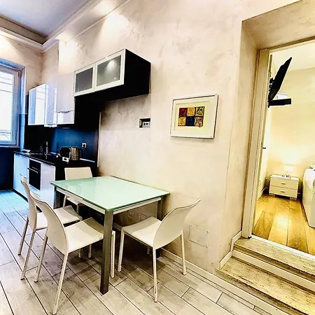 Monti Hideaway - Walk To Colosseum & Forum *